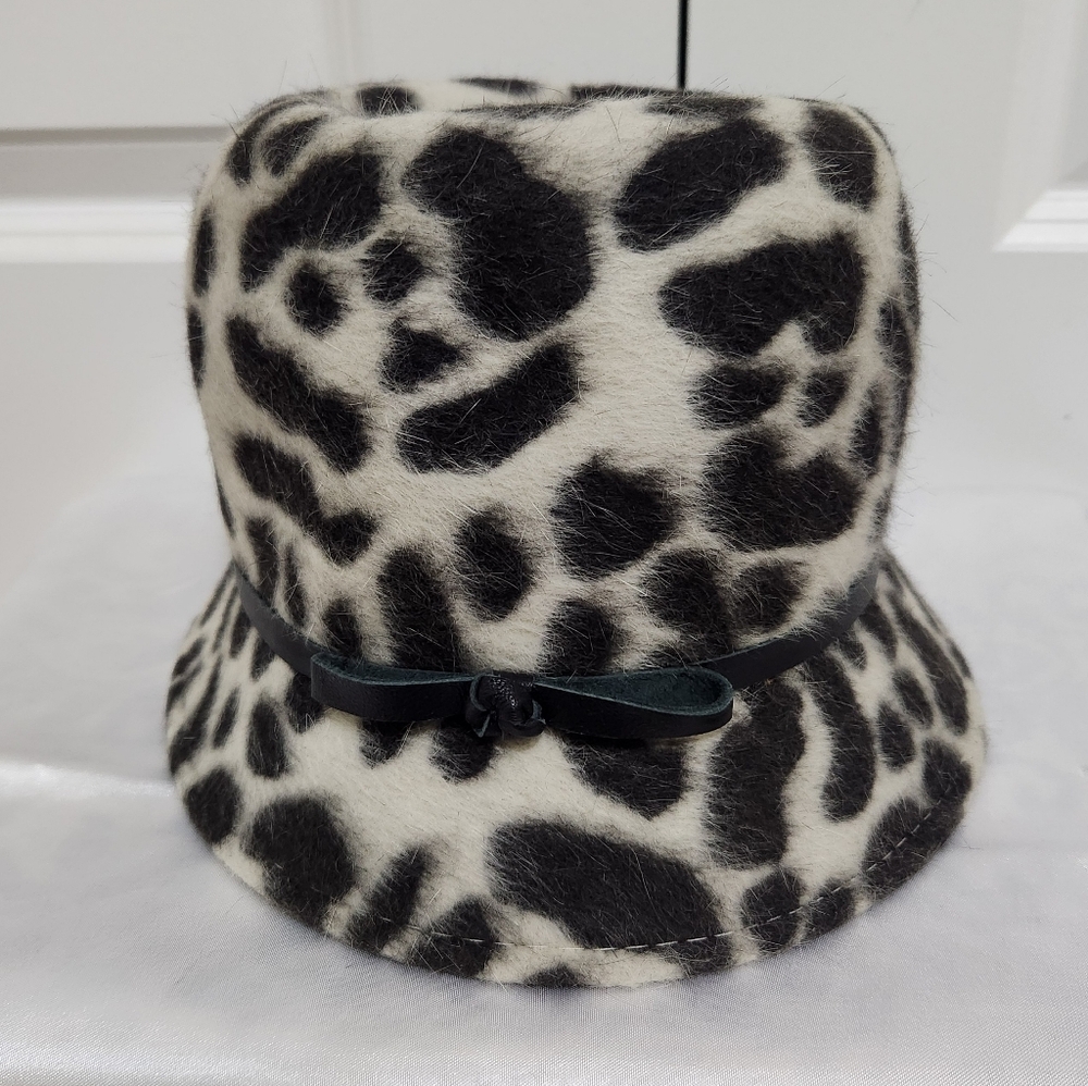 VINTAGE Lord & Taylor Leopard Print Women's Wool Hat Color: Brown/ Cream - Picture 2 of 7